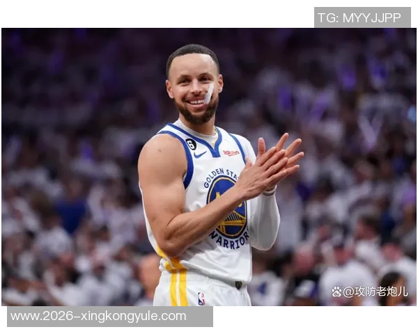 假期学习不放松库里首节火力全开轰下11分展现超强状态